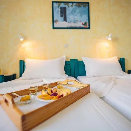 아파트 Anna Maria Alikí