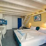 Anna Maria * Aliki (Paros)