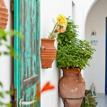 Anna Maria * Aliki (Paros)